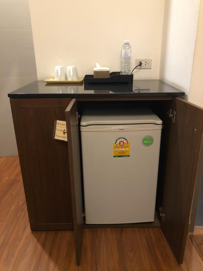Hotel Iya 빠툼 타니 외부 사진